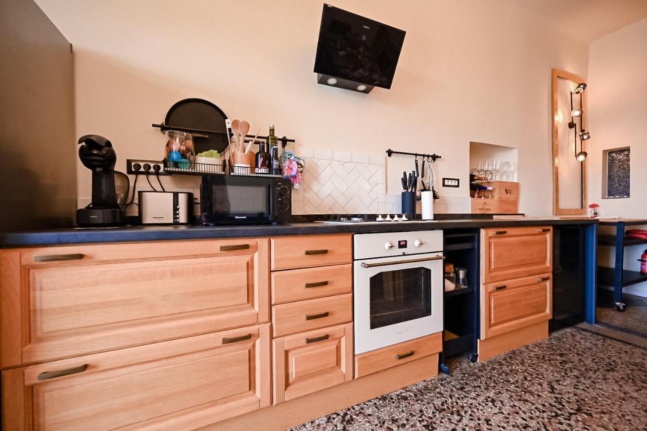 '2R' City Center Holidays And Workstays Rijeka Luaran gambar