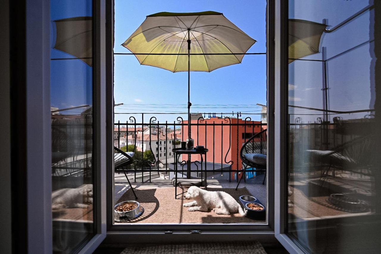 '2R' City Center Holidays And Workstays Rijeka Luaran gambar